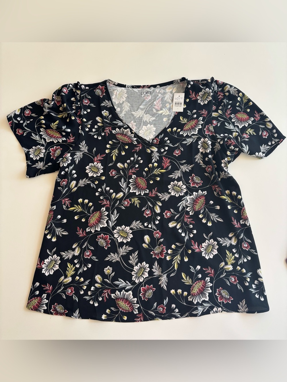 Loft Outlet Black Multicolor T-Shirt L NWT